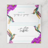 Farbenfrohe Hummingbirds Lila Daisies Wedding Platzkarte (Außenseite Aufgefaltet)