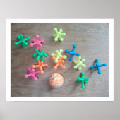 Farbenfrohe Jacke und Ball Poster (Vorne)