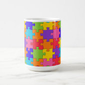 Farbenfrohe Jigsaw Puzzle Pieces Happy Puzzler Kaffeetasse (Mittel)