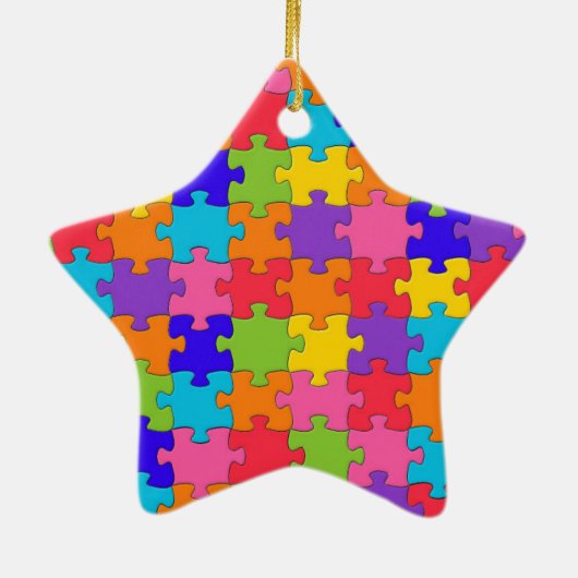 Farbenfrohe Jigsaw Puzzle Pieces Happy Puzzler Keramikornament (Hinten)