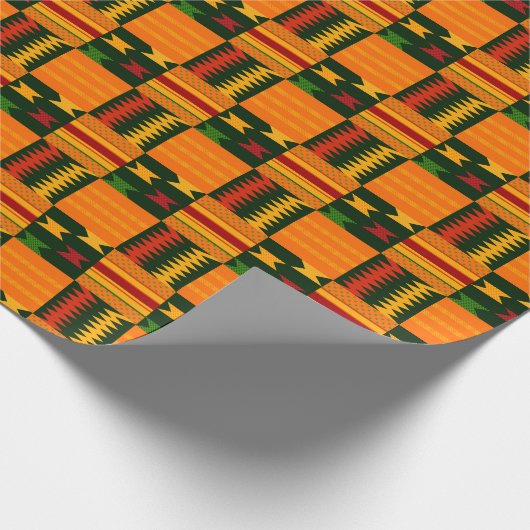 Farbenfrohe Kente Pattern Wrapping Paper Geschenkpapier (Ecke)
