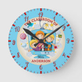 Farbenfrohe Klassenlehrerin Runde Wanduhr (Vorderseite)