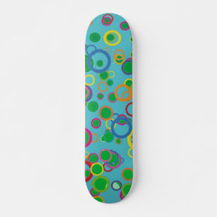 Farbenfrohe Kreise Skateboard
