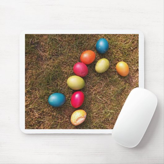 Farbenfrohe lackierte Eier im Garten, Ostereier Mousepad (Mit Mouse)