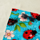 Farbenfrohe Ladybug-Muster mit Blume Strandtuch (Beispiel)