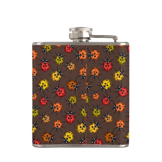 Farbenfrohe Ladybugs auf braun Flachmann (Rückseite)