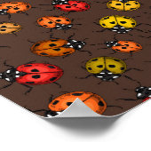 Farbenfrohe Ladybugs auf braun Poster (Ecke)