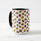 Farbenfrohe Ladybugs auf weiß Tasse (Vorderseite Links)