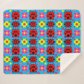 farbenfrohe Ladybugs und Blume Sherpadecke (Vorderseite (Horizontal))