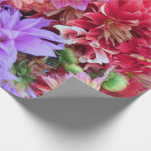 Farbenfrohe, lebendige Dahlia-Blume Geschenkpapier (Ecke)