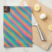 Farbenfrohe Lichtstrahlen fallen in Dunkelheit Geschirrtuch (Viertel Falte)