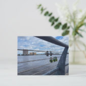 Farbenfrohe Liebesschlösser Postkarte (Stehend Vorderseite)