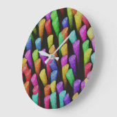 Farbenfrohe Lila Aqua Gelbe Khalk Crayons Große Wanduhr (Winkel)