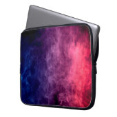 Farbenfrohe lila und blaue Rauchwolken auf der dun Laptopschutzhülle (Vorderseite Links)