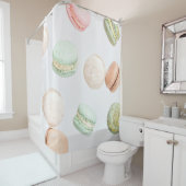 Farbenfrohe Macarons: Süß fallendes Muster. Duschvorhang (Beispiel)