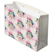 Farbenfrohe Macarons und Blume Wasserfarbmuster Große Geschenktüte (Rückseite Schrägansicht)