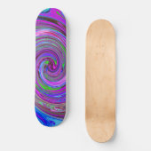 Farbenfrohe Magenta Swirl Retro Abstraktes Design Skateboard (Vorderseite)