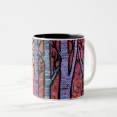 Farbenfrohe magische Bäume im Walddesign Zweifarbige Tasse (VorderseiteRechts)