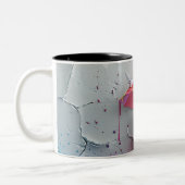 Farbenfrohe Maus mit Regenschirm - 3D-Tasse Zweifarbige Tasse (Links)