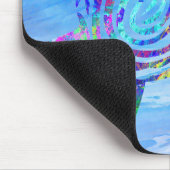 Farbenfrohe Meeresschildkröte Schwimmen der Ozeanw Mousepad (Ecke)