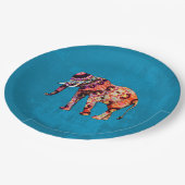 Farbenfrohe, mehrfarbige Elefanten auf blauem Hint Pappteller (Schrägansicht)