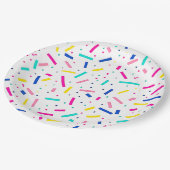 Farbenfrohe mehrfarbige Sprinklen Pappteller (Schrägansicht)