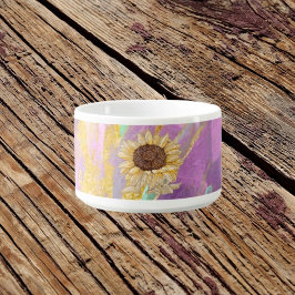 Farbenfrohe metallische Blumenkulisse mit Sonnenbl Kleine Suppentasse