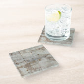 Farbenfrohe Metallwand, Streifen. Glasuntersetzer (Schrägansicht)