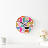 Farbenfrohe Mitte des Jahrhunderts Modernes Abstra Runde Wanduhr (Zuhause)