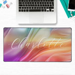 Farbenfrohe moderne Abstrakte Wave Personalisierte Schreibtischunterlage<br><div class="desc">Die farbenfrohe, moderne Abstrakt Wave Personalisierte Kalligrafie Script Name Desk Mat zeichnet sich durch ein farbenfrohes, modernes abstraktes Muster in lila, rosa, orange und grün aus, das Ihren personalisierten Namen in einer modernen Kalligraphie-Schrift wiedergibt. Perfektes Geschenk für Geburtstag, Weihnachten, Muttertag, Großeltern, Ehefrau, Freundin, Partnerin, beste Freunde, Arbeitskollegen und vieles mehr....</div>