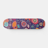 Farbenfrohe Moderne Girl-Floral Muster Skateboard (Horizontal)