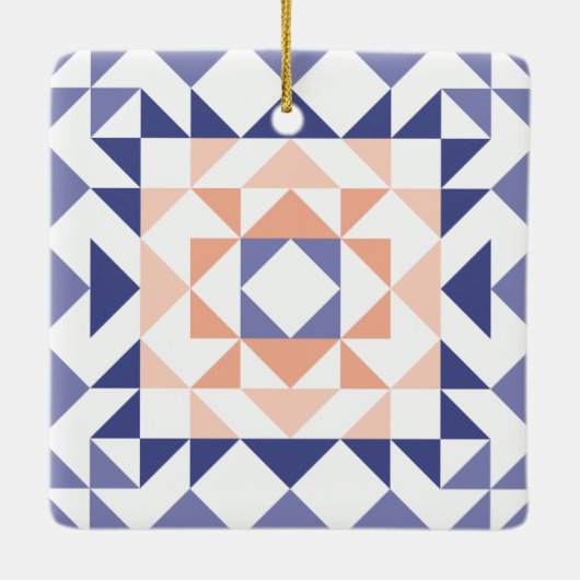 Farbenfrohe moderne Quilt Block Geometrie Lila Keramikornament (Rückseite)