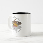 Farbenfrohe Moth Monogram Zweifarbige Tasse (Vorderseite Links)