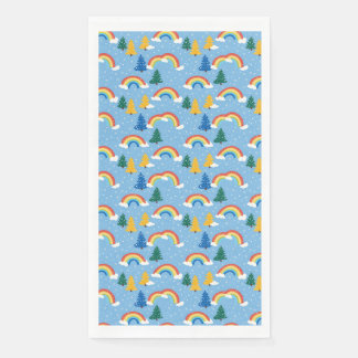 Farbenfrohe Muster mit Regenbogen und Bäumen Serviette