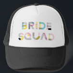 Farbenfrohe Muster Typografie Moderne Brautkopfmüt Truckerkappe<br><div class="desc">Fester LKW-Hut mit BRIDE SQUAD in farbenfroher moderner Typografie mit gemischten Mustern. Dies wird perfekt für Brautpartys und Junggeselinnen-Abschiede. Matching-Elemente sind verfügbar.</div>
