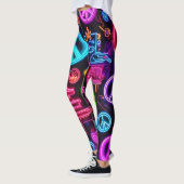 Farbenfrohe Neon Peace Pattern Leggings (Links)