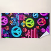 Farbenfrohe Neon Peace Pattern Strandtuch (Vorderseite)