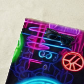 Farbenfrohe Neon Peace Pattern Strandtuch (Beispiel)
