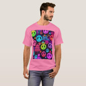 Farbenfrohe Neon Peace Pattern T-Shirt (Vorne ganz)