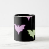 Farbenfrohe Neon Pink Lila grüne Fledermäuse Hallo Zweifarbige Tasse (Mittel)