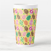 Farbenfrohe Ostereier Muster Gelber Hintergrund Milchtasse (Vorderseite)