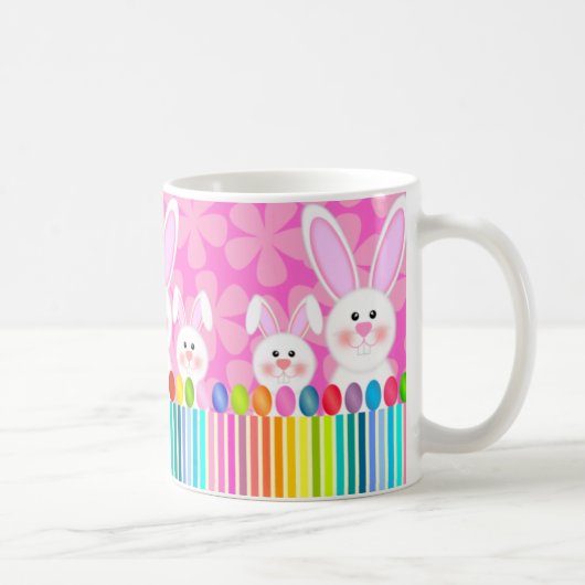 Farbenfrohe Osterhase und Tasse der Eier (Rechts)
