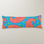 Farbenfrohe Paisley Pattern Seitenschläferkissen (Rückseite)