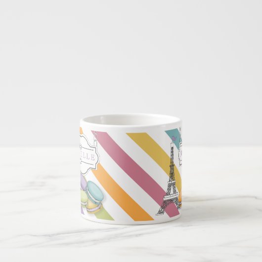Farbenfrohe Pariser Macarons Eiffelturm Monogram Espressotasse (Vorderseite)