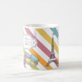 Farbenfrohe Pariser Macarons Eiffelturm Monogram Kaffeetasse (Mittel)