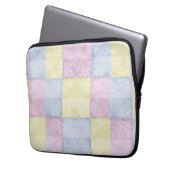 Farbenfrohe Pastelle Patchwork Laptopschutzhülle (Vorderseite Links)