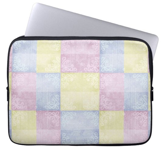 Farbenfrohe Pastelle Patchwork Laptopschutzhülle (Vorderseite)