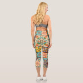 Farbenfrohe Patchwork Islam Motifs Tile Capri Leggings (Rückseite)