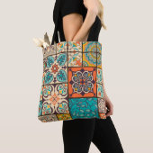 Farbenfrohe Patchwork Islamische Majolika Tasche (Von Nahem)