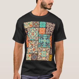 Farbenfrohe Patchwork-Kachel: Islamische Majolika- T-Shirt